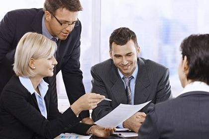 追债追到家门口,百万欠款看你往哪躲!